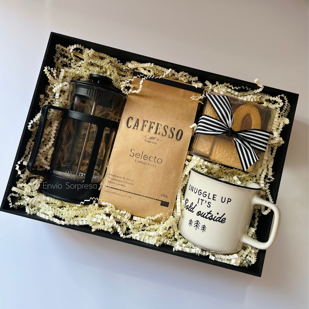 Regalo con taza y prensa francesa