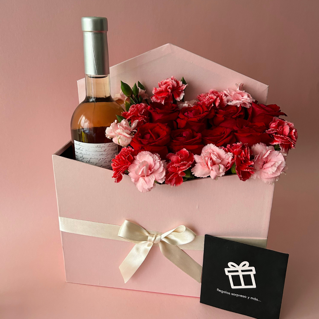 Sobre floral con Vino Rosado