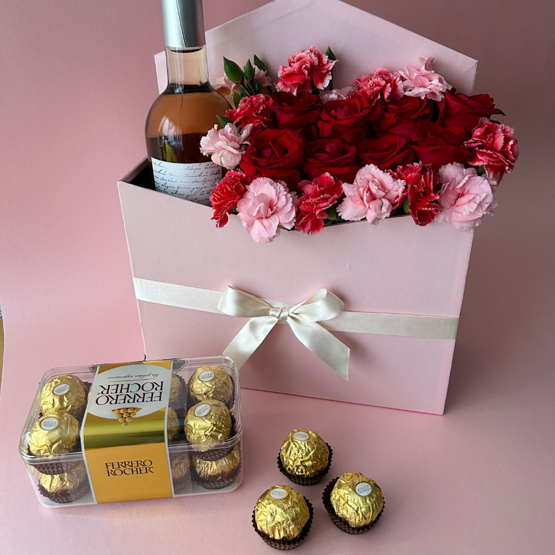 Sobre floral con Vino Rosado