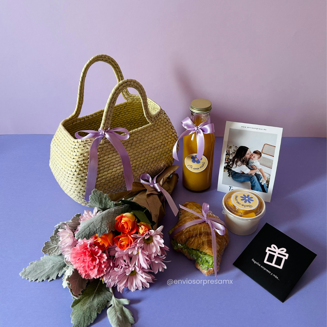 Canasta con flores